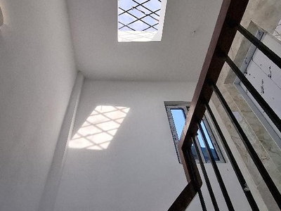 Bán đất tặng nhà nguyễn sơn- oto tránh- sát phố dân trí tuyêt vời 65m 18,x tỷ thương lượng 2