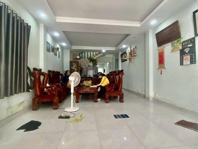 ❤ nhà đẹp 3 tầng, diện tích 90m2  4.5 x 20 , giá chỉ 5.3 tỷ. 1