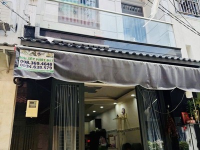 Nhỉnh 3 tỷ   gần tên lửa   32m2  4 x 8    2 phòng ngủ mới ở ngay 4