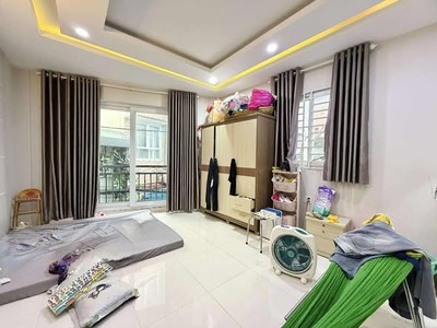 Nhà hxh đường phan xích long phường 4 phú nhuận cũ. 2