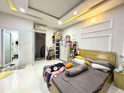 Nhà hxh đường phan xích long phường 4 phú nhuận cũ. 3