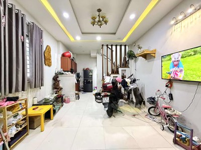 Nhà hxh đường phan xích long phường 4 phú nhuận cũ. 1