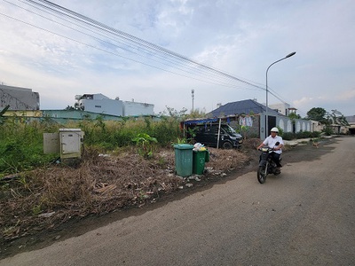 Bán đất chính chủ   ngay ông thoàn, quận 9   vị trí trung tâm, 2 mặt tiền đường nhựa 0