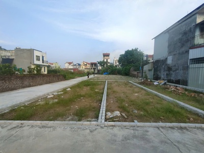 Bán đất tổ 10  ấp tre, xã quang minh, hn -ôtô vào đất, 100 thổ cư, giá đầu tư  chỉ 2.6tỷ/lô 4