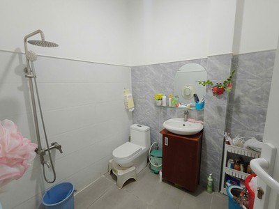 Bán nhà mặt phố đường số 33, bình trưng tây, q2, tp hcm, dt 85 m2, 4 tầng, 4pn, sh, giá 8.65  tỷ. 4