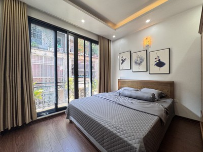 Nhà đẹp phân lô ô tô đỗ cửa ngọc lâm 40m2 x 5 tầng15.5 tỷ long biên- hà nội. 2