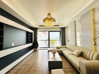 Nhà mới ô tô chánh- ô tô vào nhà phố  nguyễn văn linh 63m2 x 6 tầng 12.2 tỷ long biên hà nội. 2