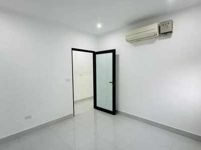 Bán nhà ngõ 3 gác phố định công hạ trần hoà, 63m2 x 2 tầng, mặt tiền 4m, giá 3.8 tỷ 4