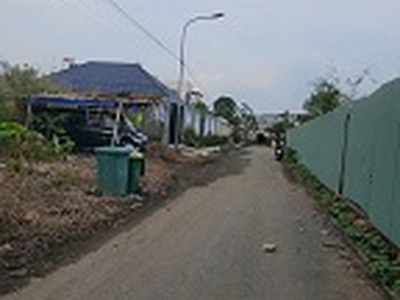 Bán đất chính chủ   ngay ông thoàn, quận 9   vị trí trung tâm, 2 mặt tiền đường nhựa 2