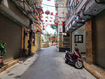 Vip hoàng quốc việt: lô góc, ô tô tránh, thang máy, kinh doanh siêu đỉnh - 55m , 6 tầng - cơ hội 0