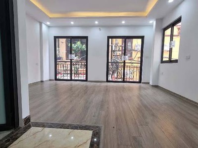 Vip hoàng quốc việt: lô góc, ô tô tránh, thang máy, kinh doanh siêu đỉnh - 55m , 6 tầng - cơ hội 4