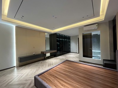Siêu phẩm 6 tầng thang máy p.phúc đồng, cạnh vinhoms, gara ôtô, 40m2, gía 9,6 tỷ. 2