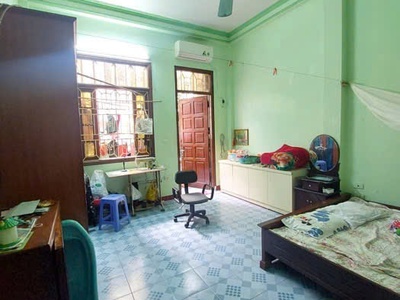 Nhà xuân la, 43m, 5 tầng  có gala oto, nở hậu  mặt tiền lý tưởng 1