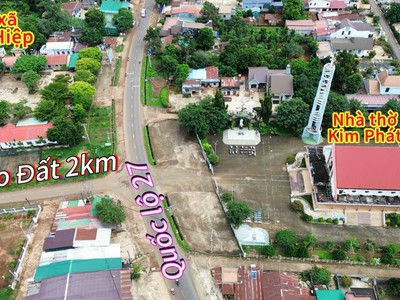 Đất đẹp gần quốc lộ 27 kdc đông đúc cưkuin- đắk lắk chỉ 3xxtr bao sổ 0