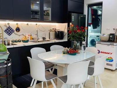 Nơi mỗi sáng mở cửa là gió mát và bình minh căn hộ 90m2 đáng sống nhất khu tây 2