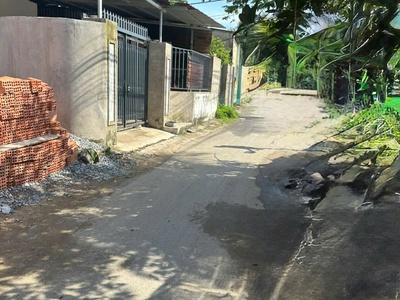 Bán nhà mặt tiền đang hoàn thiện - phường tân hạnh 2