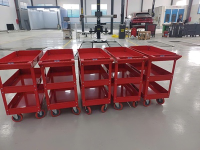 Xe đẩy 3 ngăn Bảng treo khay nhựa KT: 738 570 3