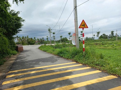 Mặt Đường Thôn Trải Nhựa Thuỷ Sơn Cũ, 110m2, Ngang 5m 1