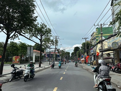 Ngộp bank gấp bán nhà hẻm 102 lê văn thọ 79m2 nở hậu 5.7m 4 lầu sát cv làng hoa chỉ 9 tỷ. 0