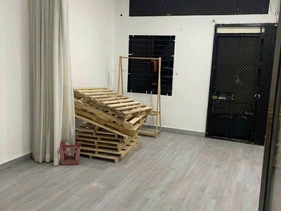 Cho thuê riêng tầng trệt hoặc cho thuê nguyên căn mt trần minh quyền   q10 1