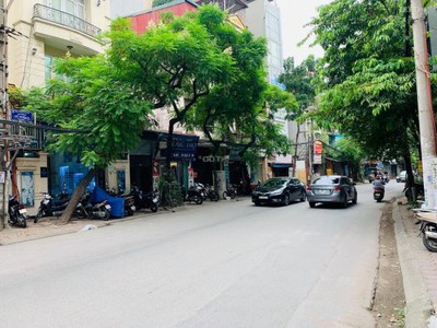 Trung tâm tây hồ - hiếm - giá rẻ hơn trong ngõ - 375m2 - mt 5m - 101 tỷ - 1 sổ 1 chủ. 1