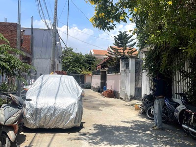 Bán đất tặng nhà linh đông thủ đức   110m    hẻm xe hơi   gần phạm văn đồng   giá chỉ 7.3 tỷ 0