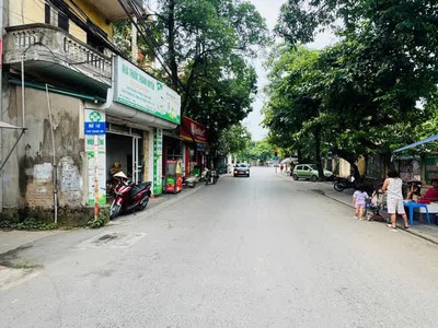 Nhà đẹp lô góc ô tô chạy vòng quanh phố thanh am 62 m2 x 5 tầng 12.2 tỷ long biên hà nội. 2