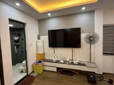 Bán nhà trung tâm long biên, nguyễn văn cừ   39m , 5 tầng, mặt tiền siêu rộng, giá chỉ 8.25 tỷ 1