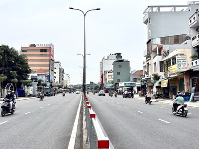 Nhà mặt tiền dương quảng hàm, gò vấp   59m    4 tầng   giá chỉ 15,1 tỷ   kinh doanh đỉnh 2
