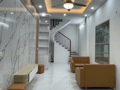Hoàng văn thái 30m 4 tầng chỉ 6,7 tỷ, gần mặt phố, vị trí vàng 1