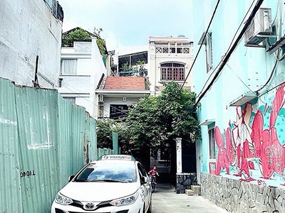 Bán biệt thư 2 mặt tiền hxh đ.trần quang diệu, quận 3 - thiết kế phong cách cổ điển - 10m 11m - 1