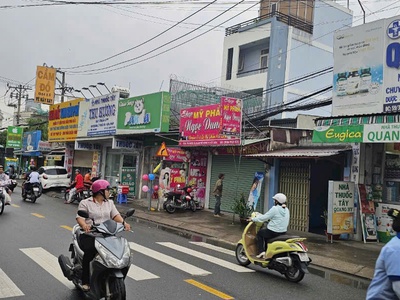 Nhà  4.78x27  mặt tiền trần văn mười   nở hậu tài lộc   giá chỉ 11 tỷ 0