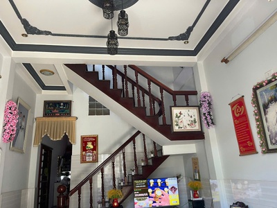 Góc kiệt 3m, sau lưng mt nguyễn phước nguyên, 45m2, nội thất gỗ xịn, 3.x tỷ 0