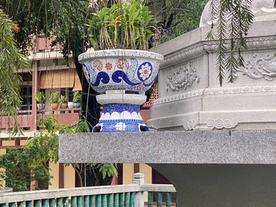 Chậu hoa đắp sành sứ, cẩn miểng thủ công mỹ nghệ 9