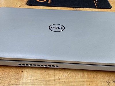 Laptop Dell Inspiron 5584 Core i5-8265U Ram 8GB SSD 128GB   HDD 1TB 2 VGA Rời Màn 15.6 FHD Máy Đẹp 1