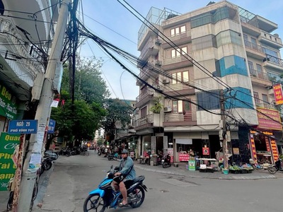 Bán 66M vĩnh tuy tặng nhà vỉa hè ô tô dừng đỗ kinh doanh hai bà trưng 0