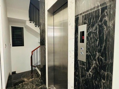 Khu vực hiếm nhà bán - phố thái thịnh - trung tâm đống đa - ô tô đỗ gần - vị trí đắc địa, 6 tầng 2