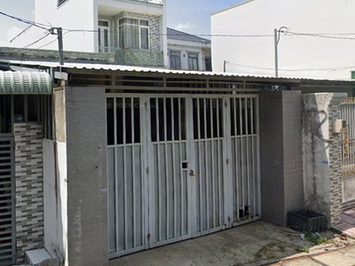 Nhà mặt tiền shr đ.8m 240m2, nở hậu   song hành hóc môn ss 0