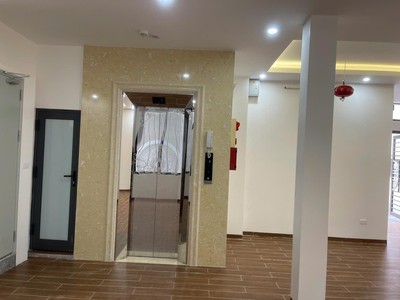 Sở hữu ngay nhà đẹp - giá tốt - vị trí đắc địa tại số 3 ngõ 28/9 võ chí công, phường tây hồ mới, hà 1
