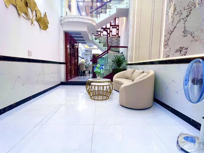 Chỉ 5.95 tỷ  bán nhà 5 tầng   hẻm 8m huỳnh văn nghệ, phường 15, tân bình 2