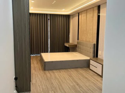 Nhà đẹp dân xây độc lập phố nguyễn văn linh 46 m2 x 6 tầng 8.6 tỷ long biên hà nội. 2