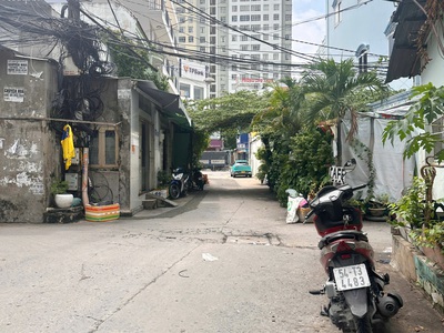 Nhà 4 17.8m hxh phạm hùng p4q8, giá : 7.6 tỷ  t/l 3