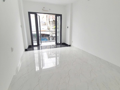Bán nhà hẻm 181 âu dương lân p.chánh hưng  p2q8 2