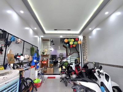 Bán nhà thủ đức, linh đông, đường số 8, 4x15m, 4 tầng, 4pn, sh, 7.35 tỷ. 0