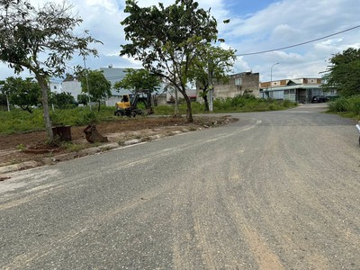 Bán lô góc 2 mặt tiền   khu dân cư lan anh 1, hòa long, tp. bà rịa 3