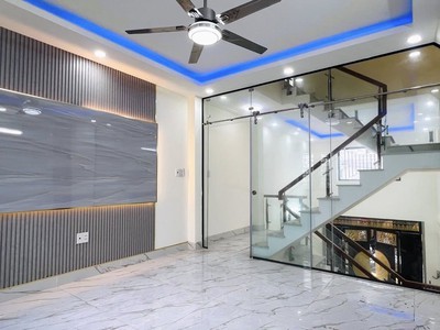 Siêu phẩm 5 tầng khu vip phân lô đường nguyễn ảnh thủ, diện tích 51m2  4 x 12.9 , đường nhựa 10m có 1