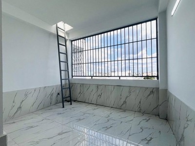 Siêu phẩm 5 tầng khu vip phân lô đường nguyễn ảnh thủ, diện tích 51m2  4 x 12.9 , đường nhựa 10m có 4