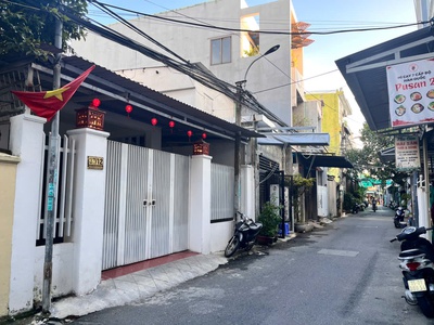 Chính chủ bán nhà gác lửng 113m2 kiệt ôtô tránh nhau 5m nguyễn phan vinh, cách đường chính 30m. 1