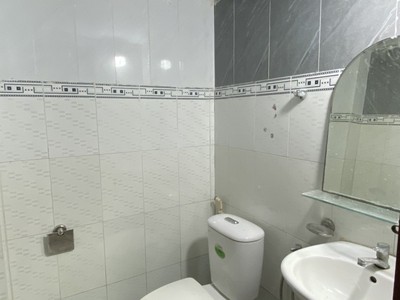 Bán nhà 2 tầng 3pn 57m2 gần siêu thị cao lỗ có dòng tiền cho thuê giá 4,5 tỷ tlcc 3