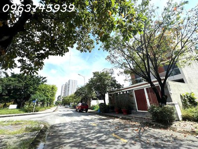 Đất hiếm 2 mặt tiền khu đô thị thuận an, bình dương, ngang 10m x 20m, thích hợp xây biệt thự/văn 3